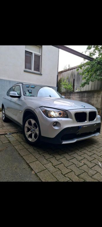 BMW iX 2011