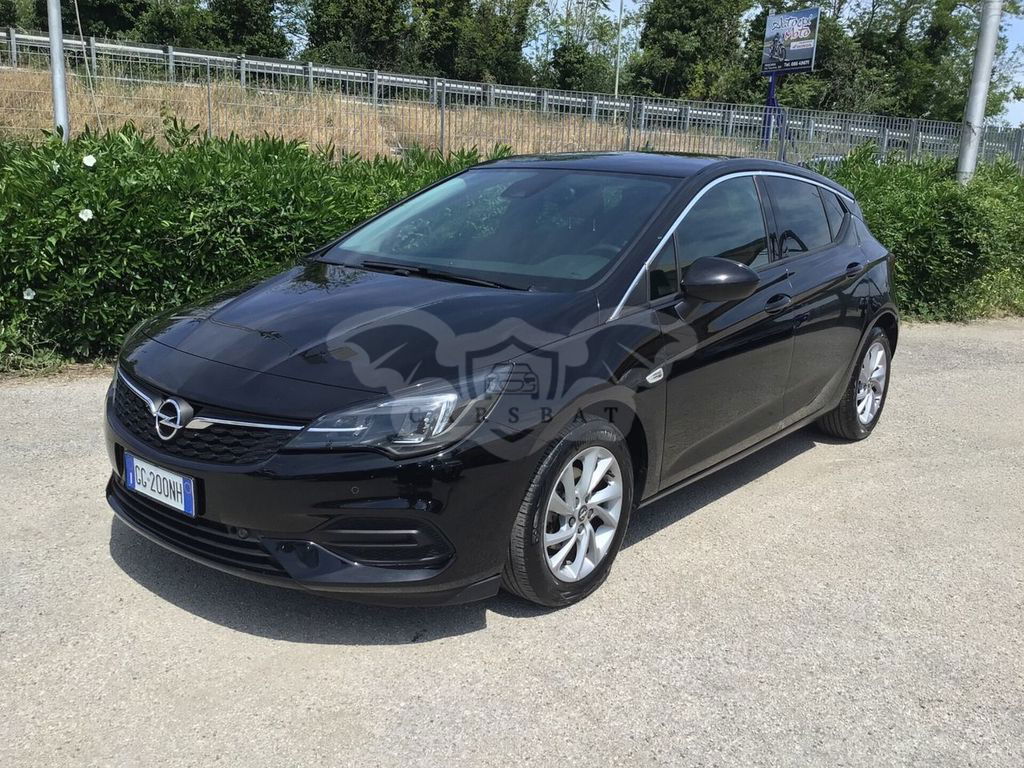 Opel Astra 2021