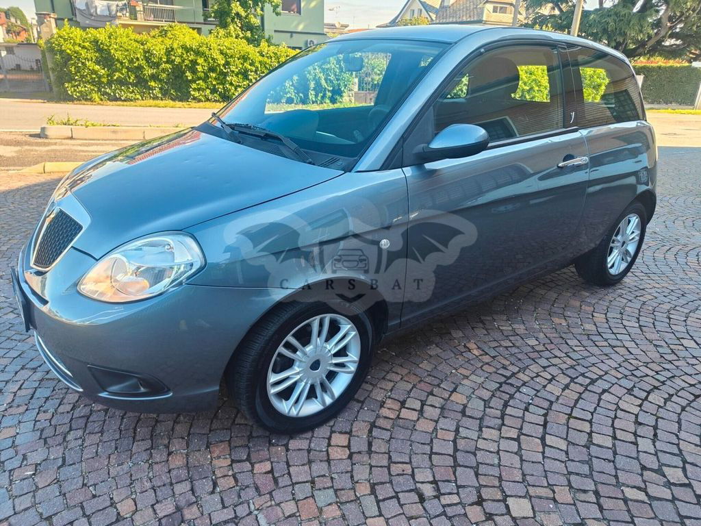 Lancia Ypsilon 2008