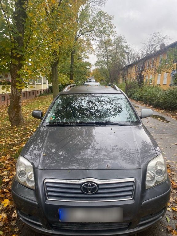 Toyota Avensis 2023