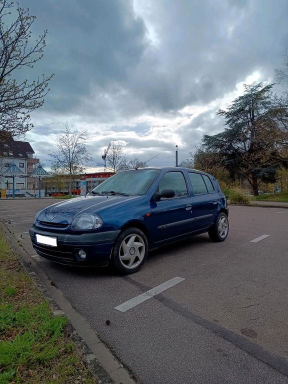 Renault Clio 1999