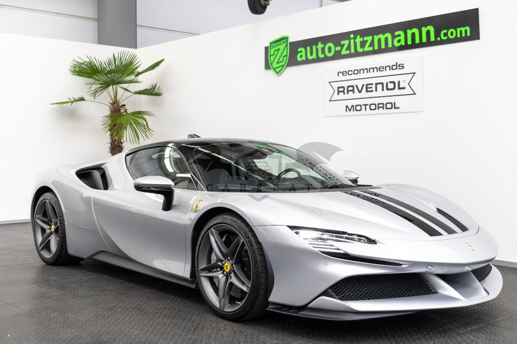 Ferrari SF90 2021