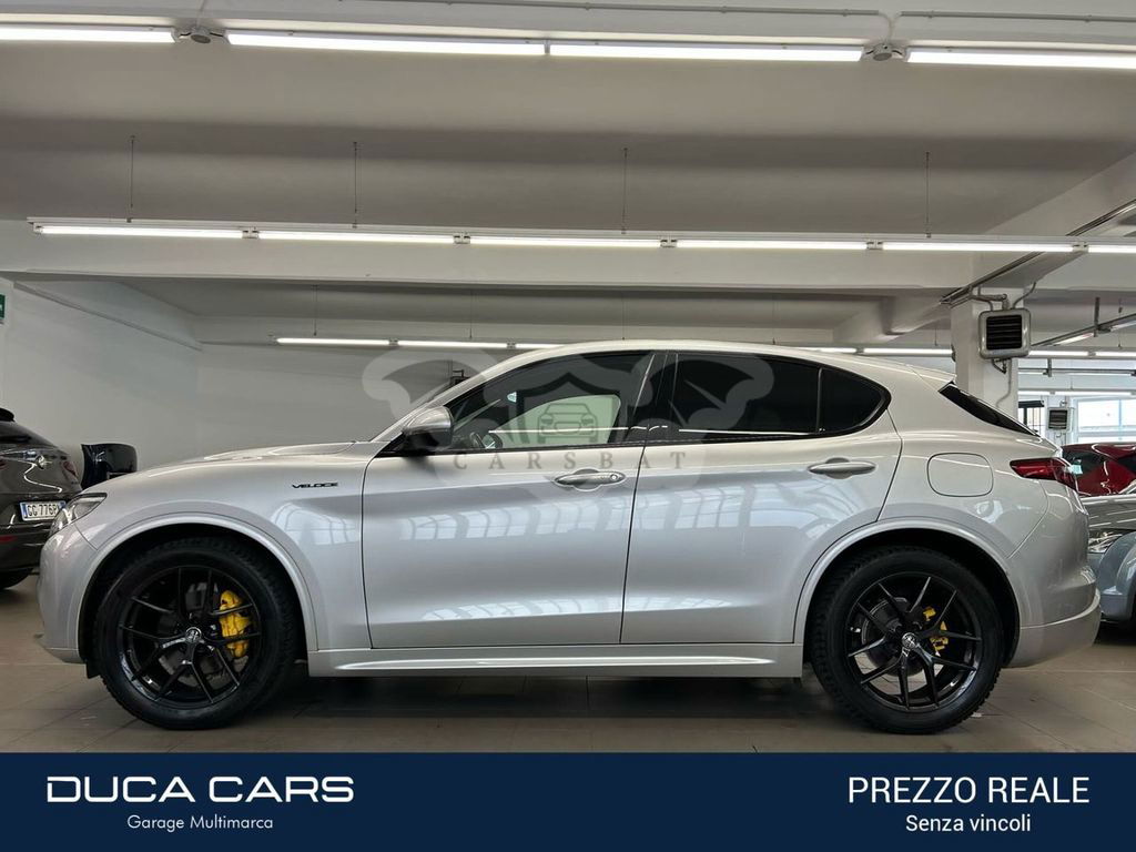 Alfa Romeo Stelvio 2021