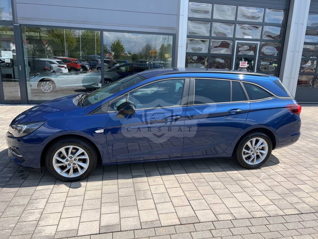 Opel Astra 2021