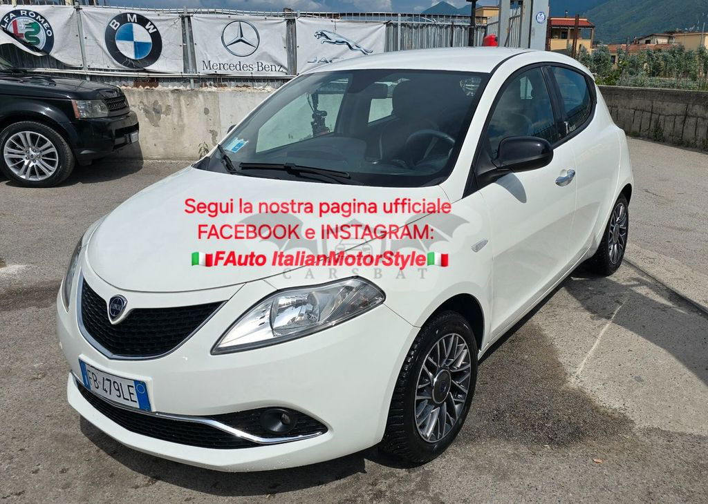 Lancia Ypsilon 2015