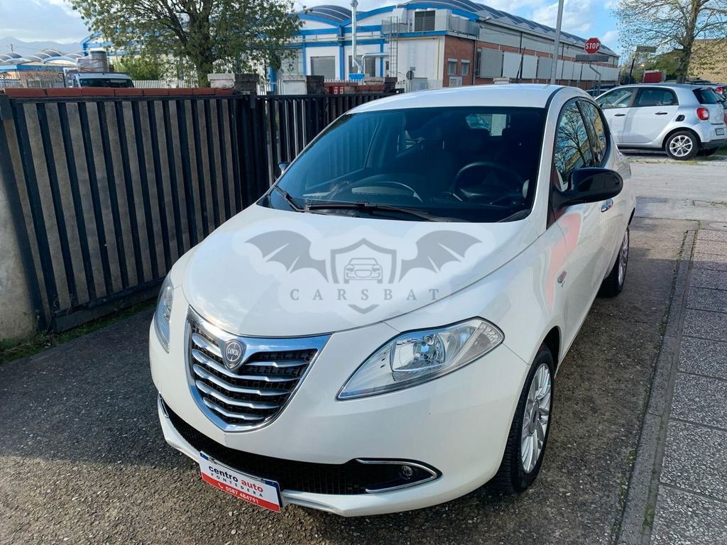 Lancia Ypsilon 2014
