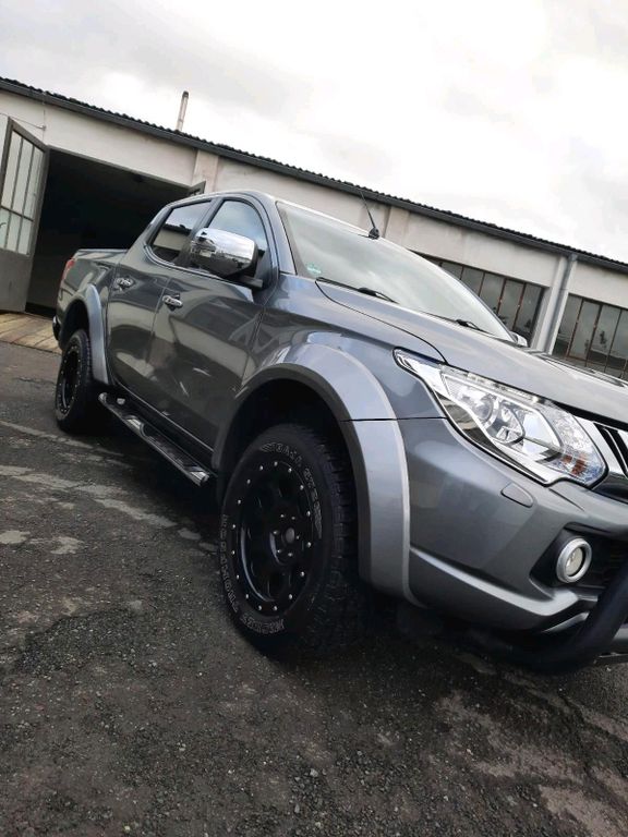 Mitsubishi L200 2016