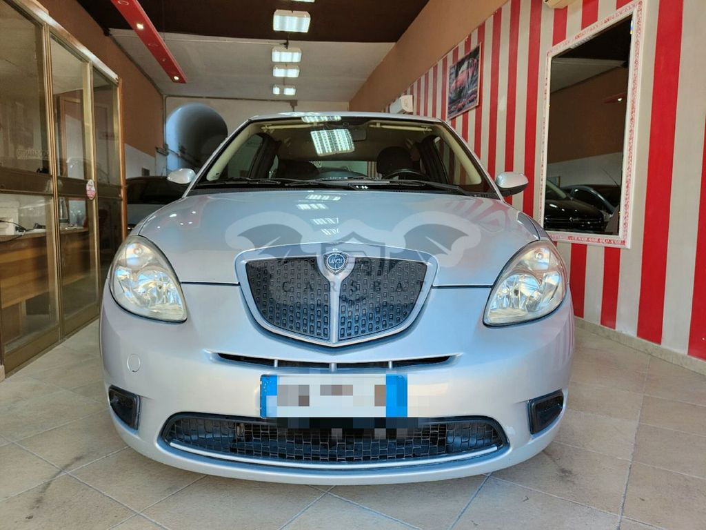 Lancia Ypsilon 2009
