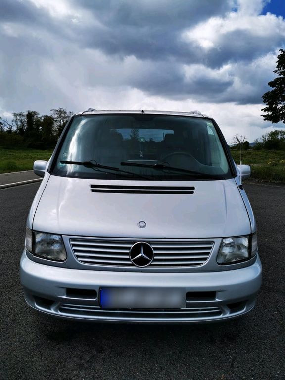 Mercedes-Benz V 220 2000