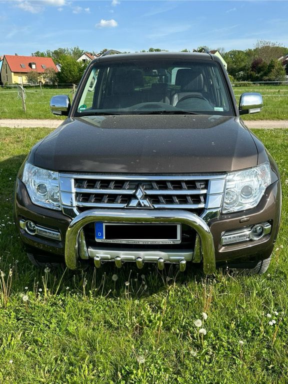 Mitsubishi Pajero 2017