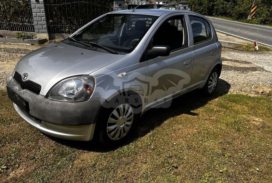 Toyota Yaris 1999