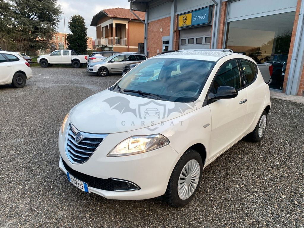 Lancia Ypsilon 2015