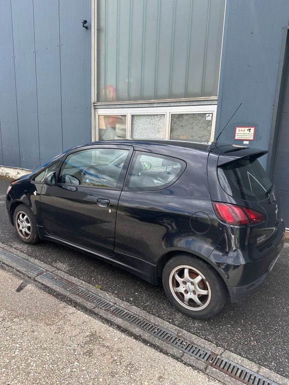 Mitsubishi Colt 2010
