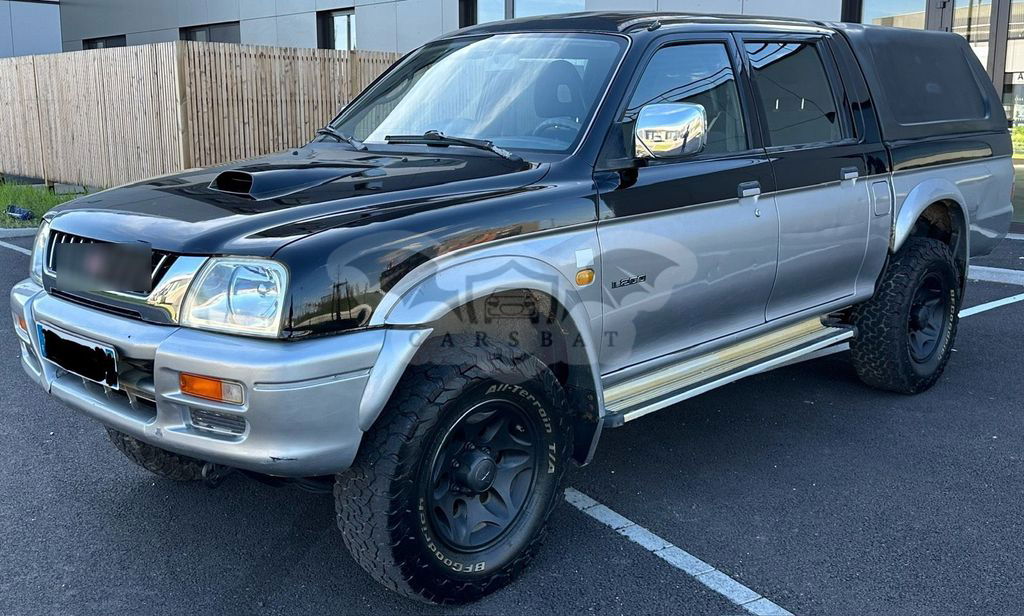 Mitsubishi L200 2002
