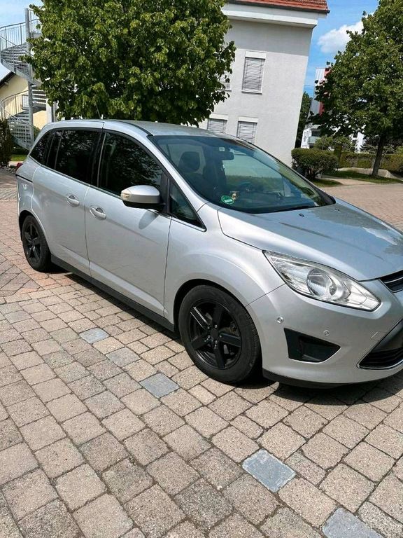 Ford Grand C-Max 2012