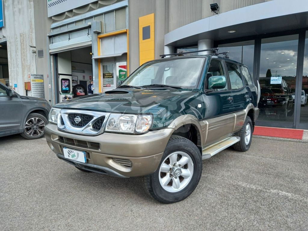 Nissan Terrano 2001