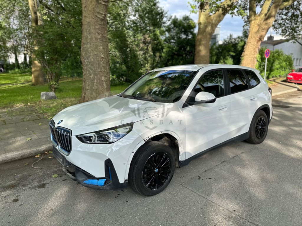 BMW iX1 2023