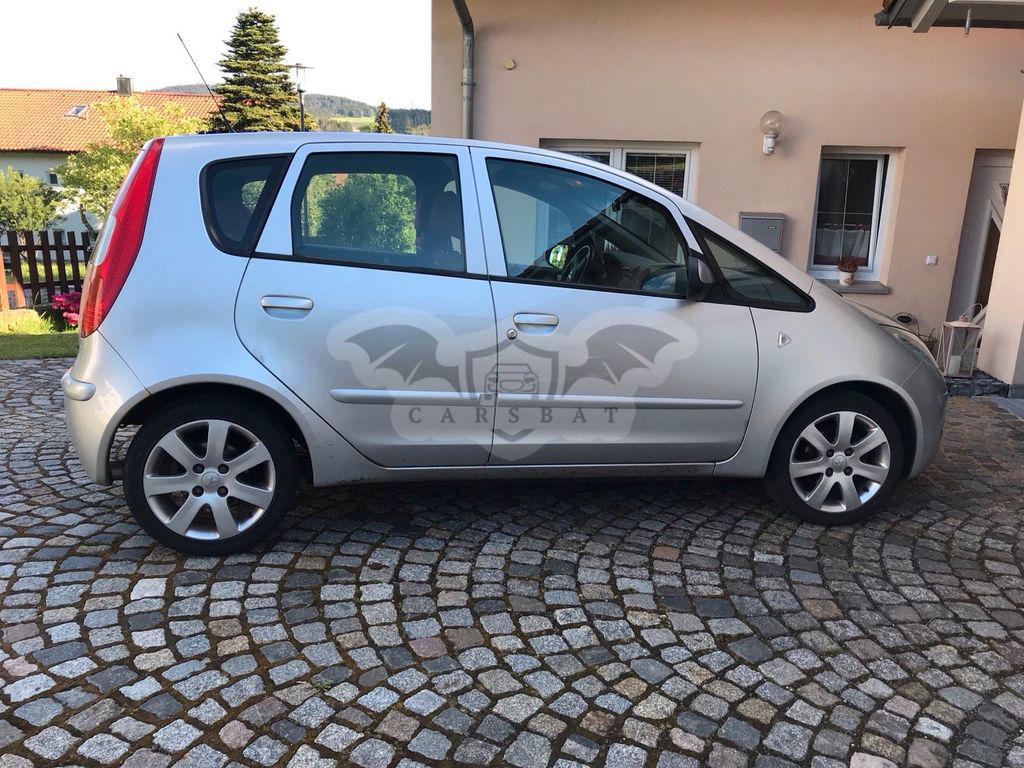 Mitsubishi Colt 2004