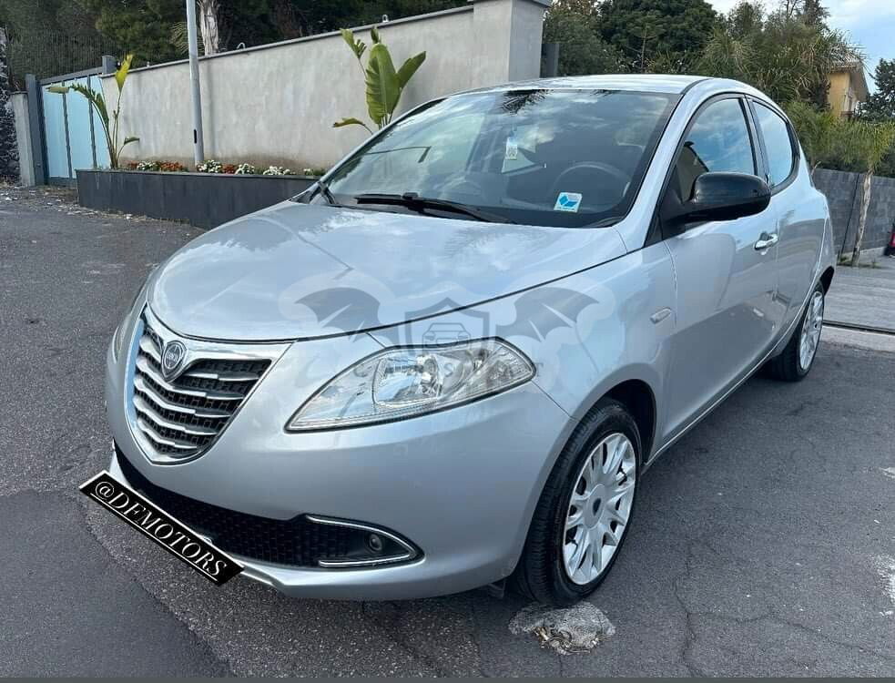 Lancia Ypsilon 2015