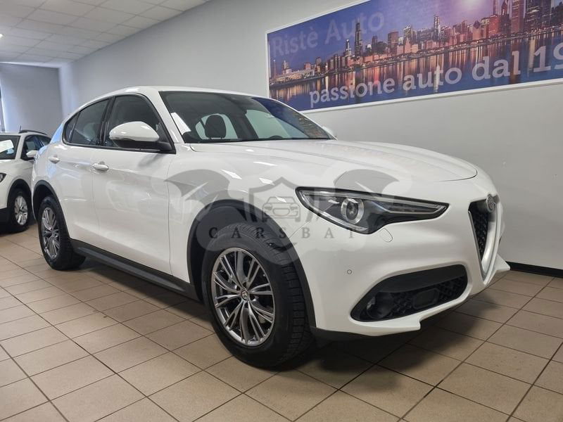 Alfa Romeo Stelvio 2017