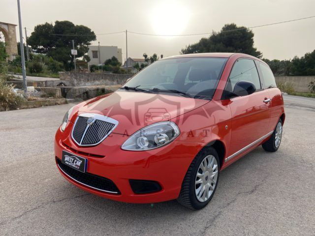 Lancia Ypsilon 2011
