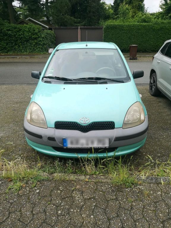 Toyota Yaris 1999