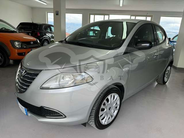 Lancia Ypsilon 2011