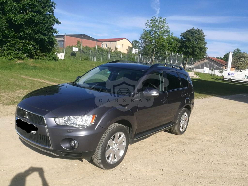 Mitsubishi Outlander 2011