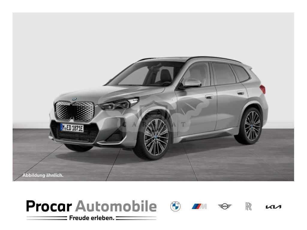 BMW iX1 2024