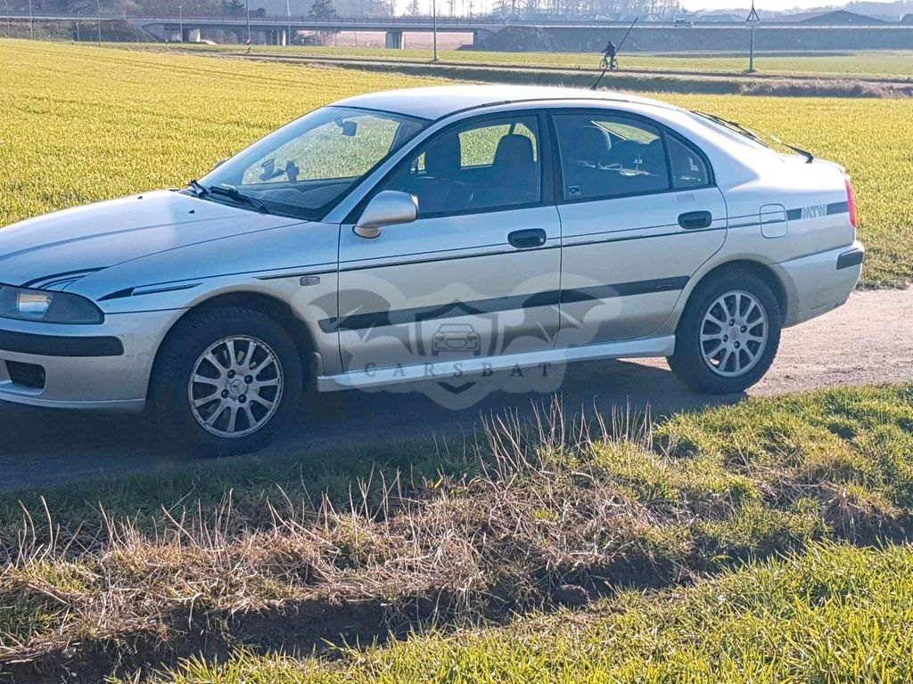 Mitsubishi Carisma 2003