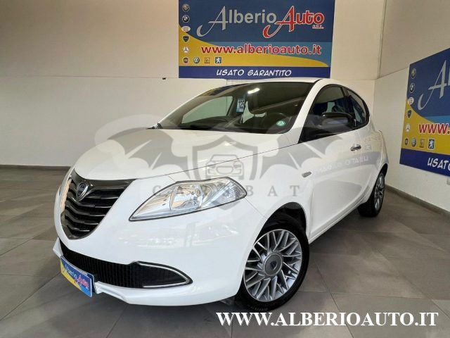 Lancia Ypsilon 2012