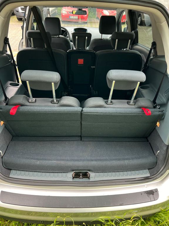 Ford C-Max 2024