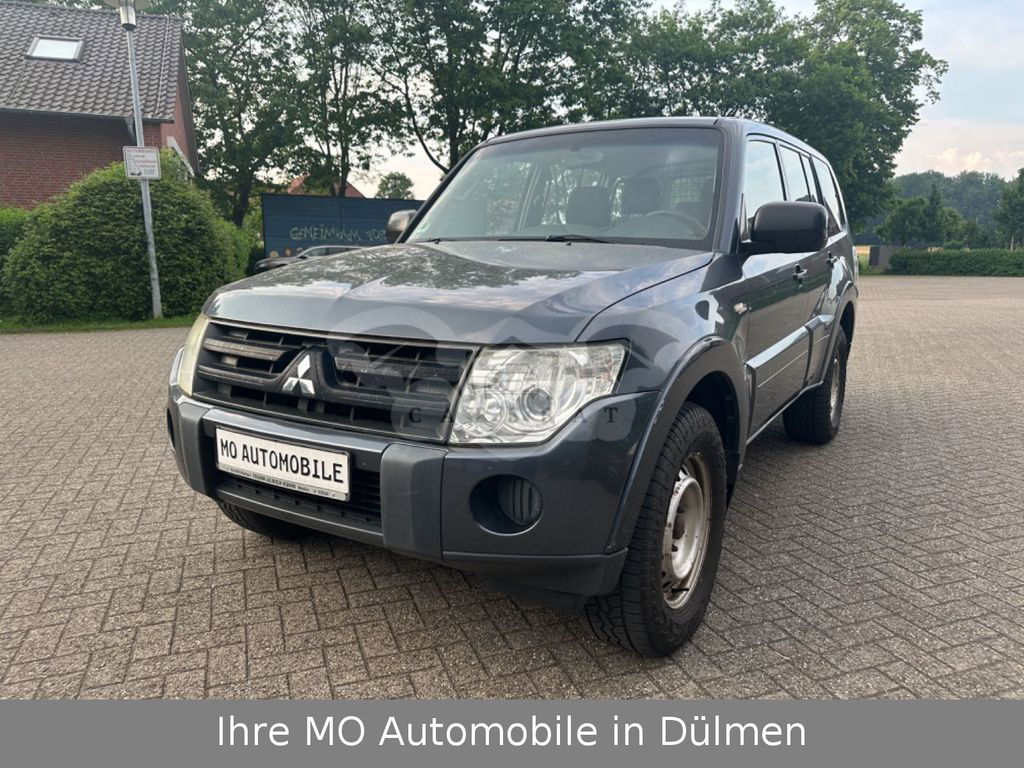Mitsubishi Pajero 2009