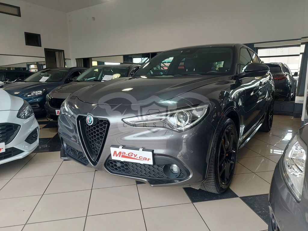 Alfa Romeo Stelvio 2021