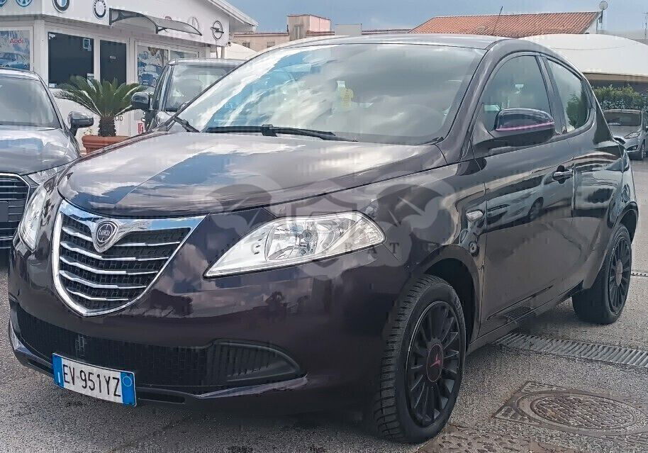 Lancia Ypsilon 2015