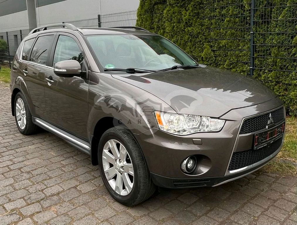 Mitsubishi Outlander 2011