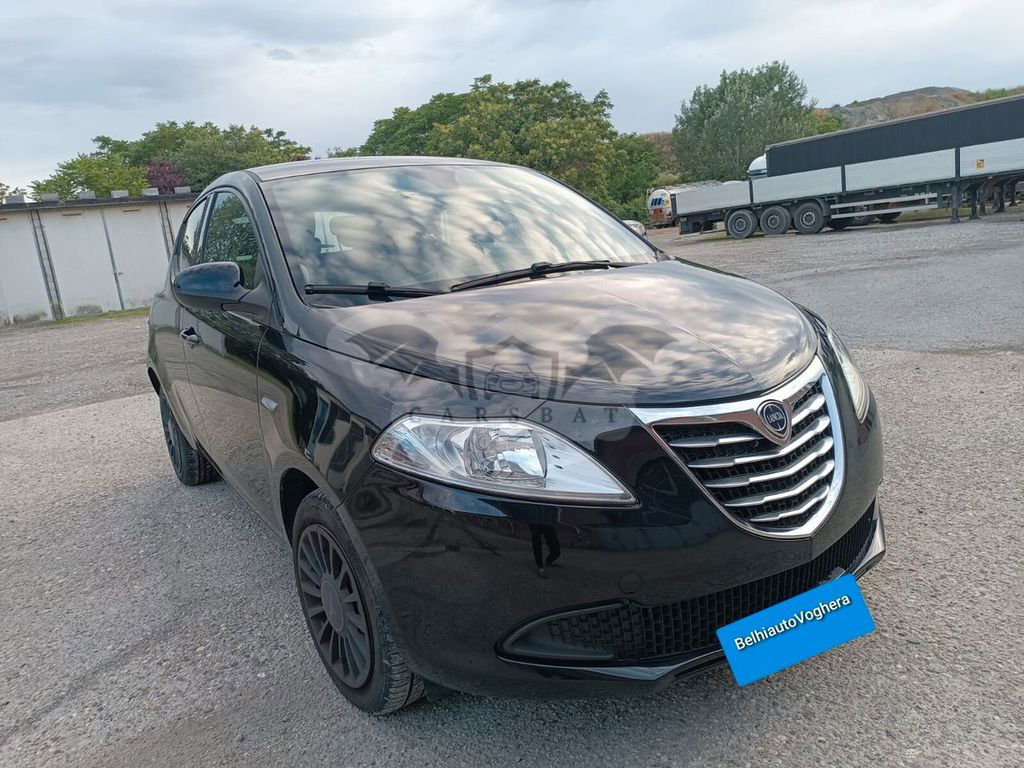 Lancia Ypsilon 2014