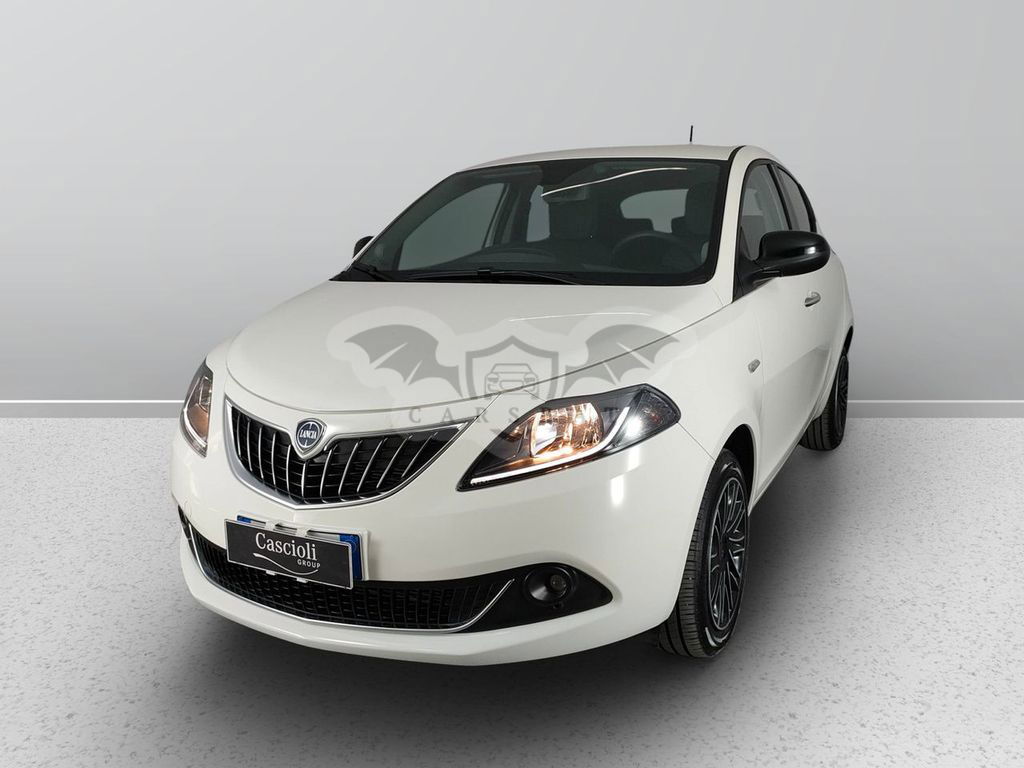 Lancia Ypsilon 2023