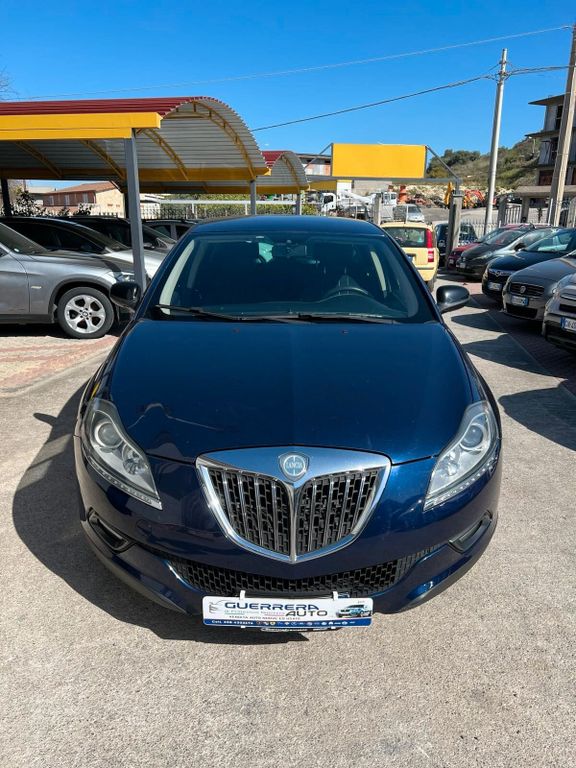Lancia Delta 2011
