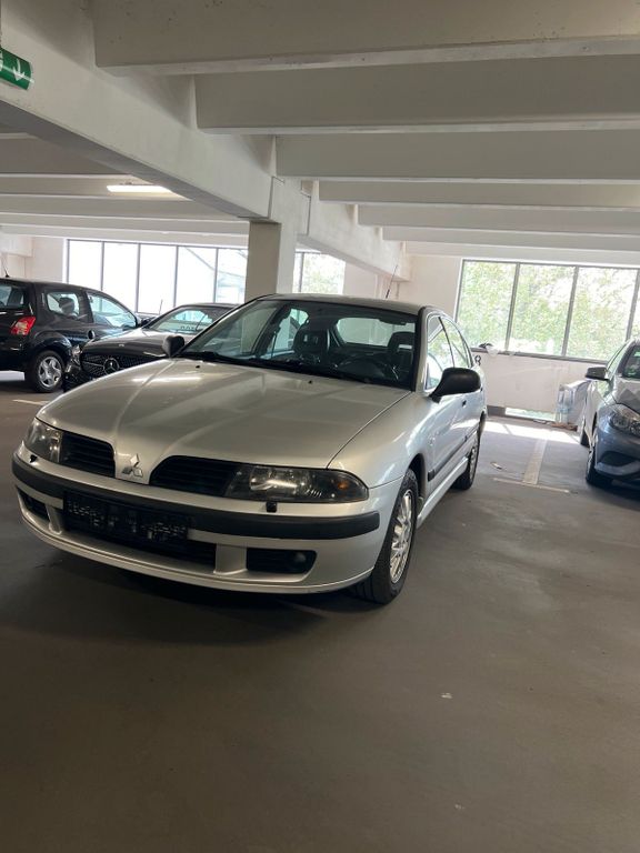 Mitsubishi Carisma 2003