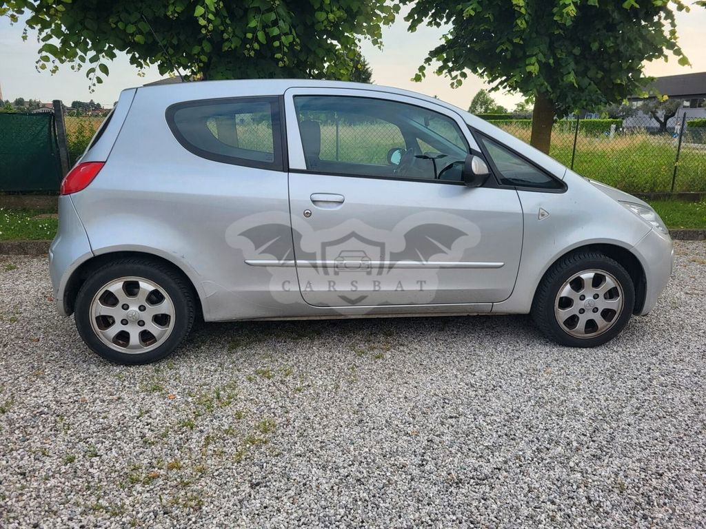 Mitsubishi Colt 2006