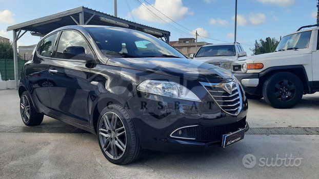 Lancia Ypsilon 2015
