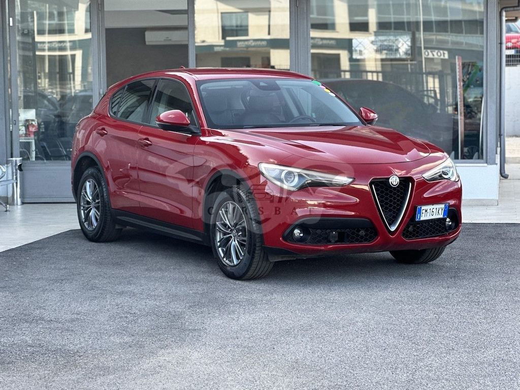 Alfa Romeo Stelvio 2017