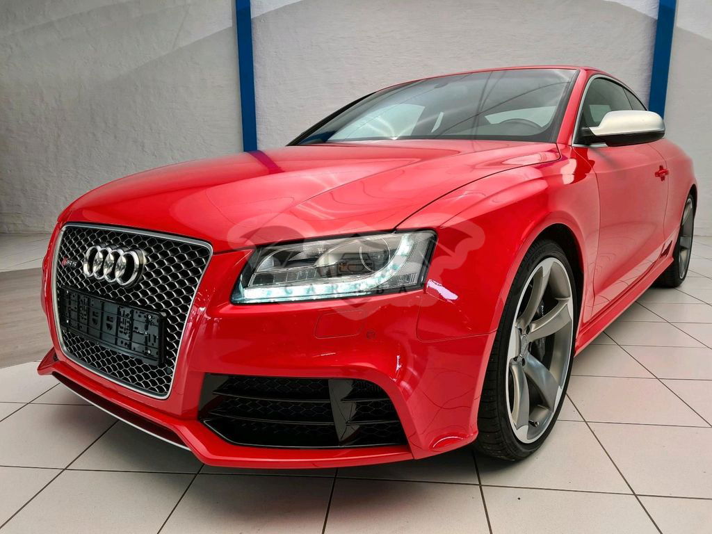 Audi RS5 2010