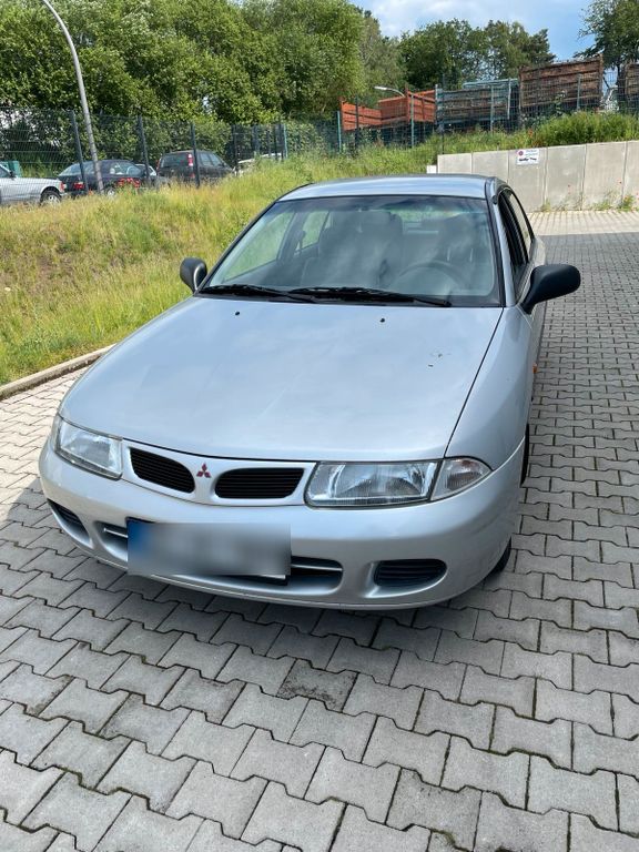 Mitsubishi Carisma 1999
