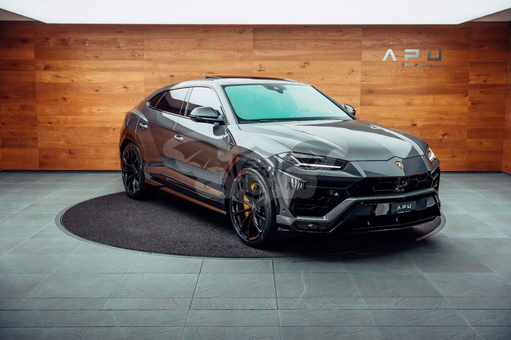 Lamborghini Urus 2021