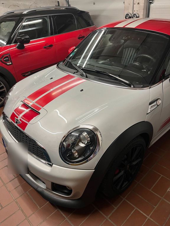 Mini John Cooper Works 2011