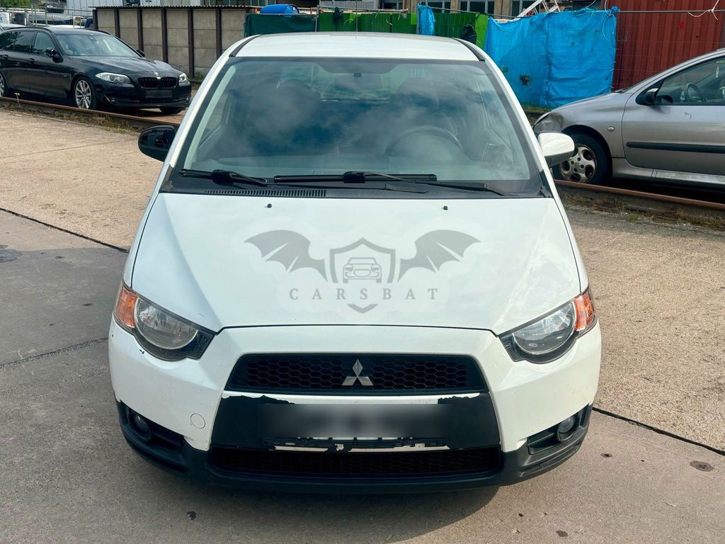 Mitsubishi Colt 2013