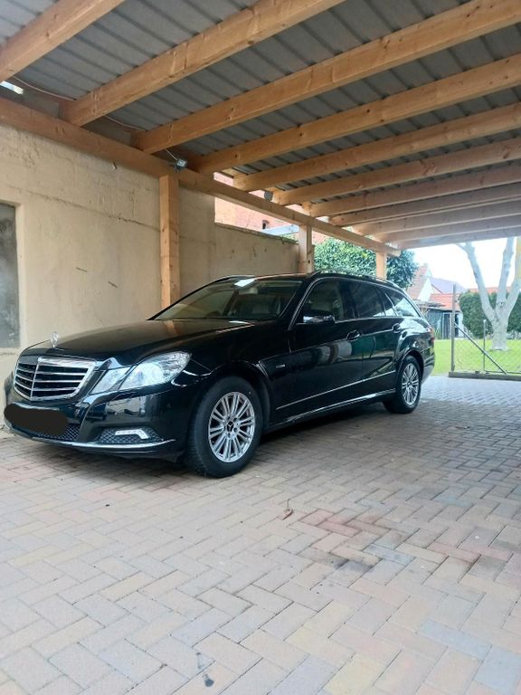 Mercedes-Benz 250 2010