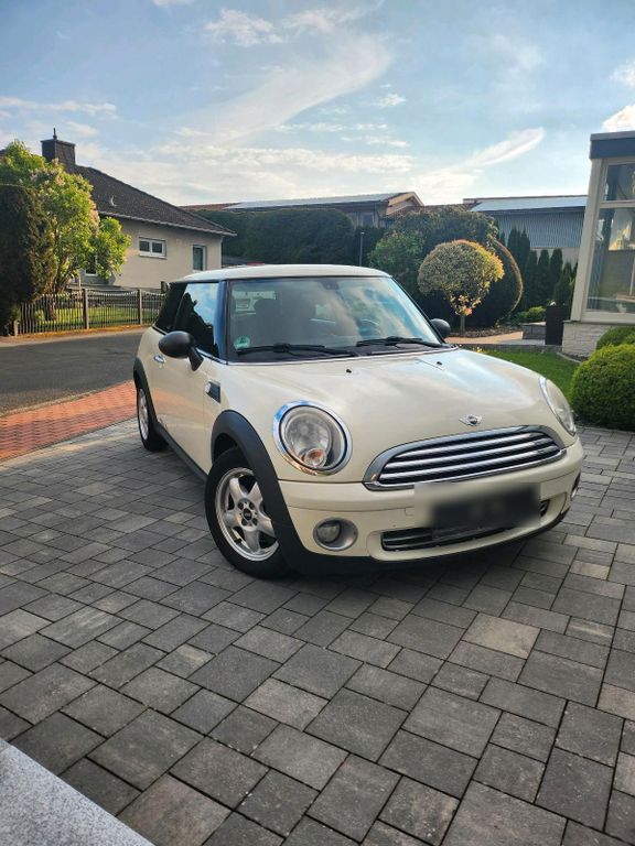 Mini One 2010